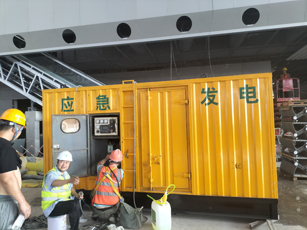 鸠江怎样判断空气滤清器是否需要更换？